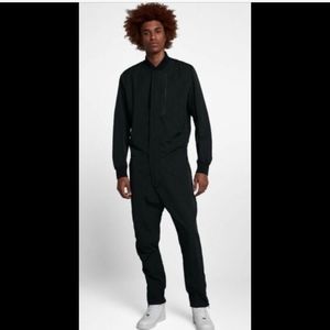 NIKE MEN'S JUMPSUIT
